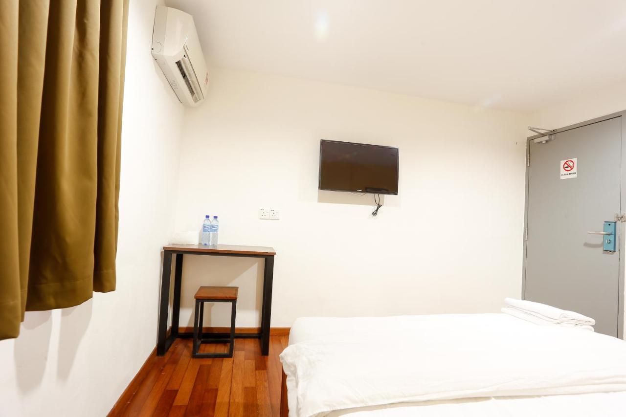 Lux Hotel تيلوك إنتان المظهر الخارجي الصورة